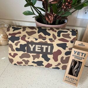 Yeti Dry Sidekick 3L in Wetlands Camo